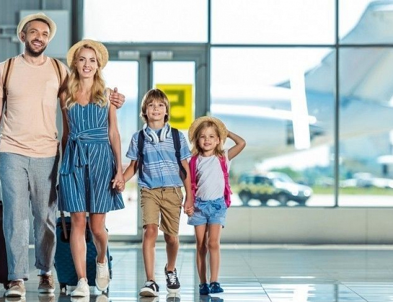 Правительство Российской Федерации утвердило программу льготных авиабилетов для семей с детьми.