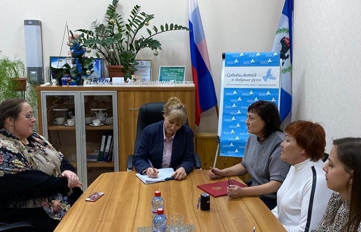 Татьяна Афанасьева подписала соглашение о сотрудничестве и взаимодействии с председателем РО ВОРДИ Иркутской области Татьяной Вильман