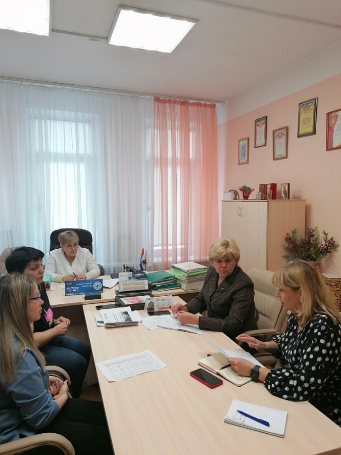 Подготовка к открытию отделения дневного пребывания для детей-инвалидов в Иркутске: надежная поддержка и перспективы развития