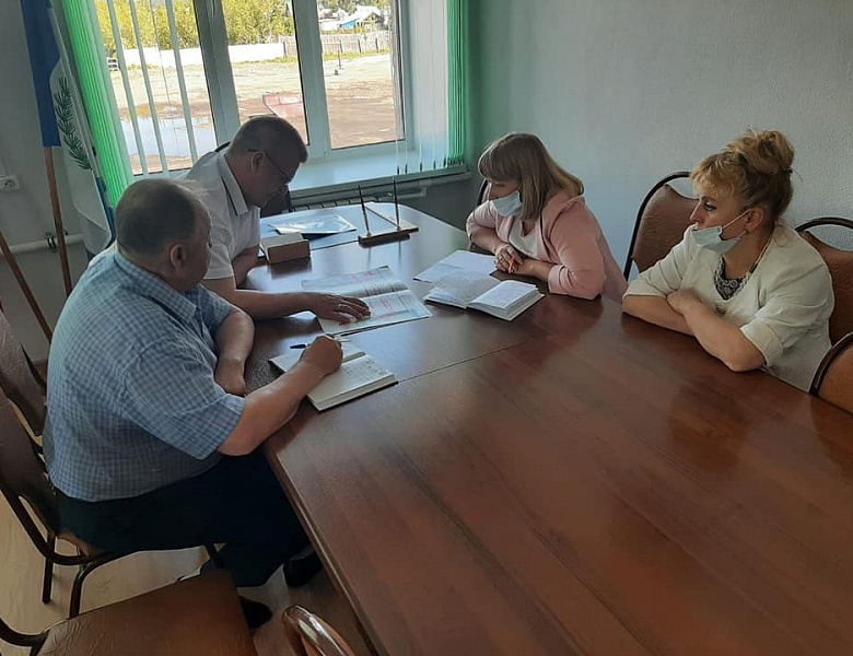 Уполномоченный по правам ребенка в Иркутской области с рабочим визитом посетил Чунский и Тайшетский районы