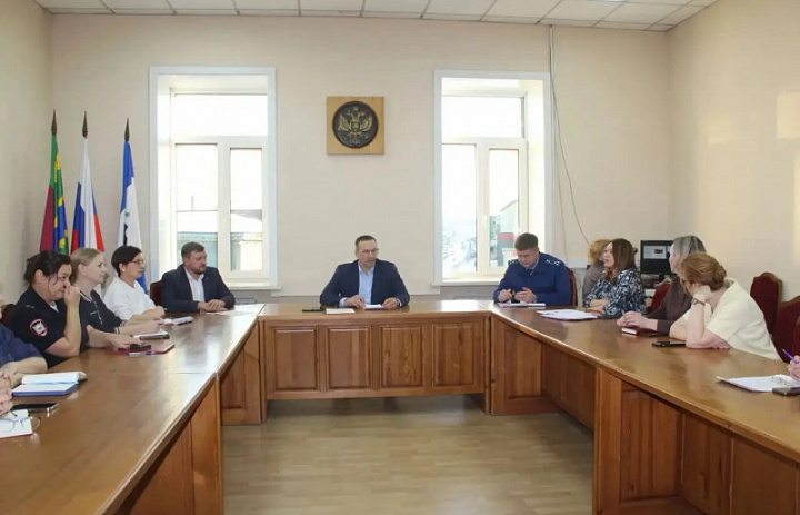 Сохранить семью, помочь вовремя: итоги рабочей поездки в Тулун и Тулунский район