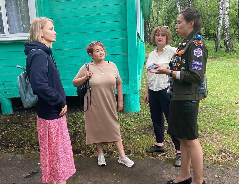 В соответствие с Планом работы продолжаем посещать детские оздоровительные организации!